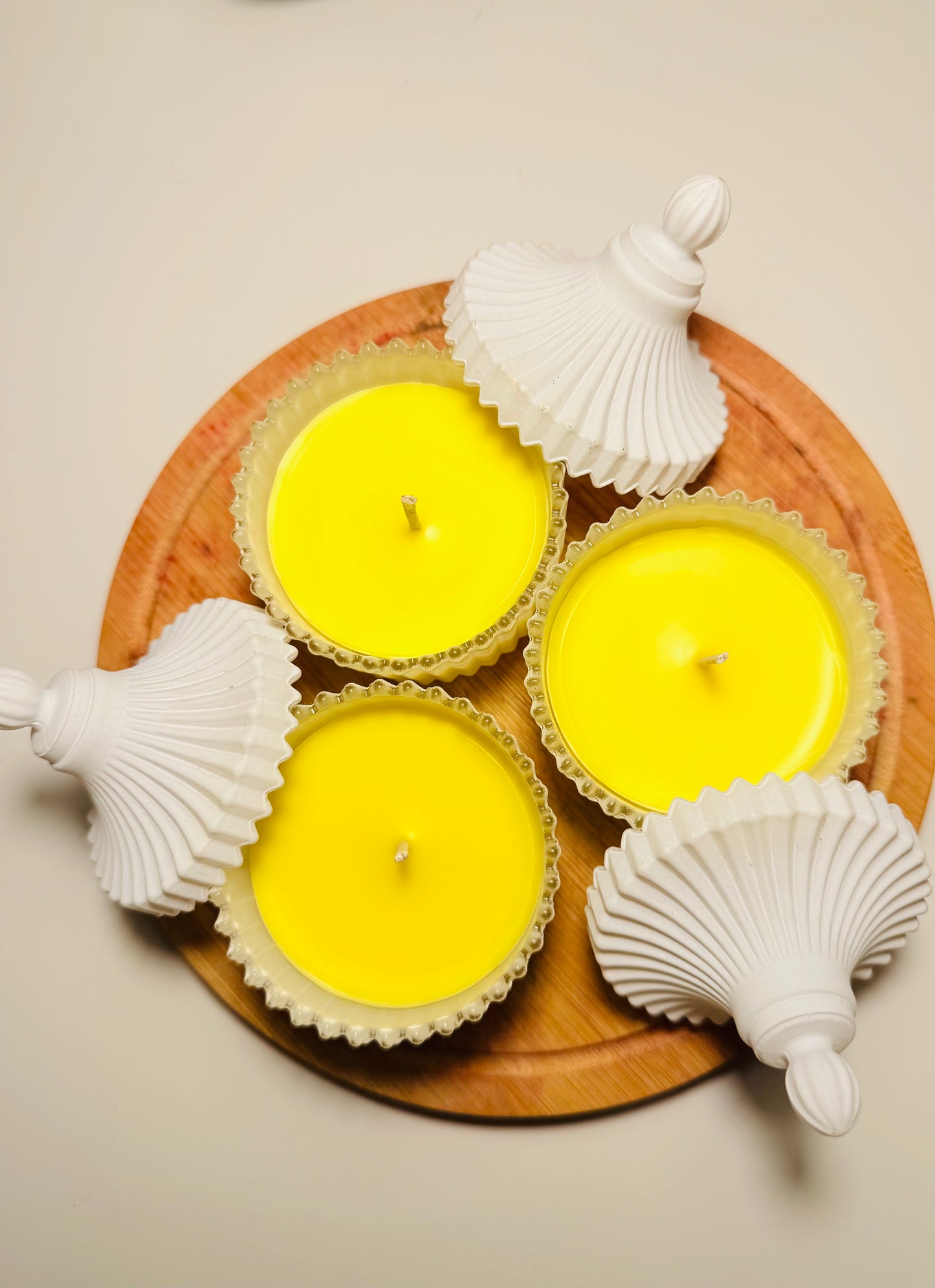 Sunbeam Glow Candle – Handcrafted Elegance