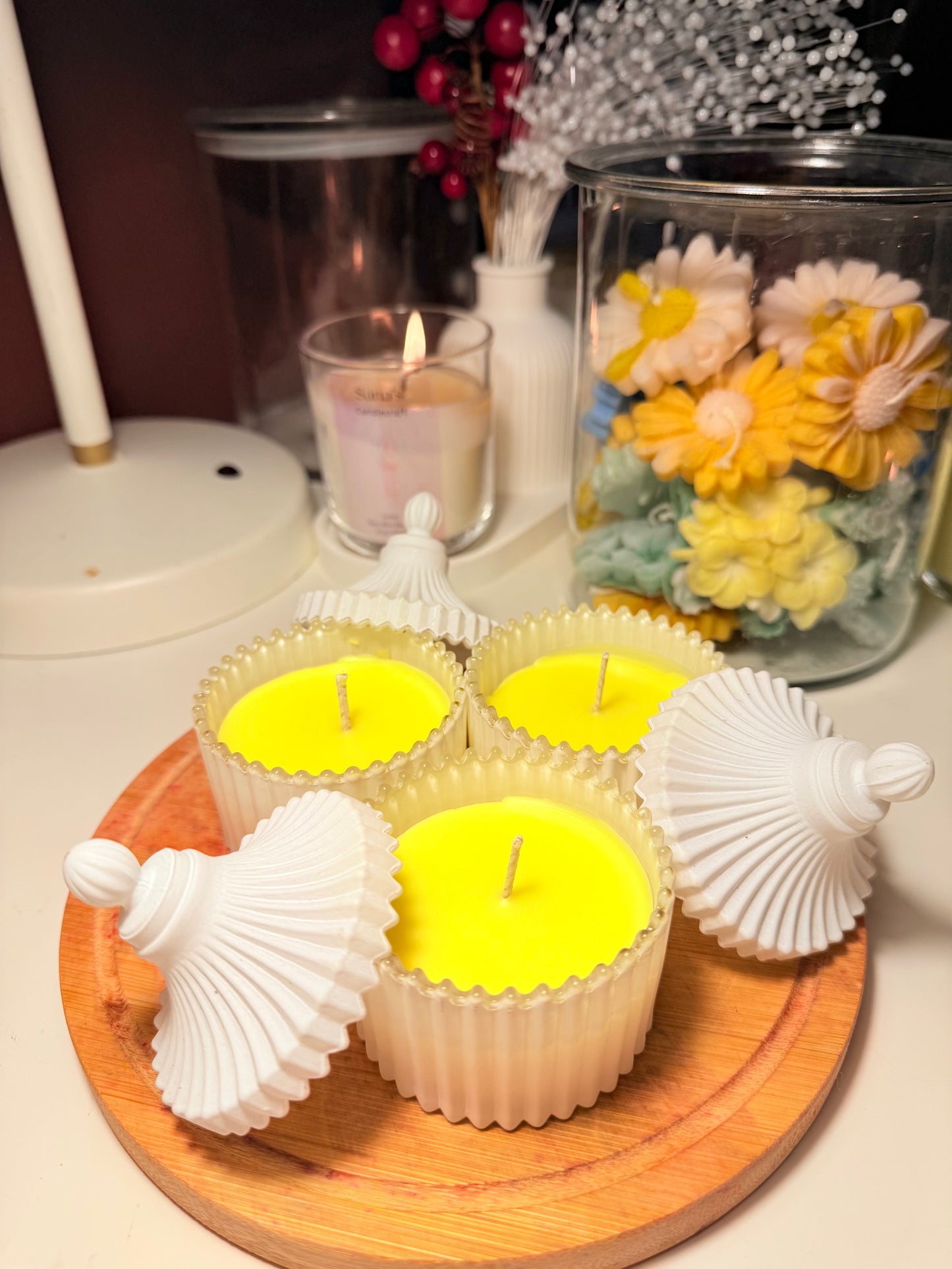 Sunbeam Glow Candle – Handcrafted Elegance