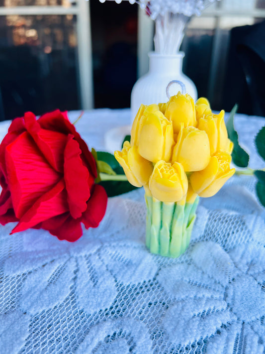 Tulip Bouquet Candle