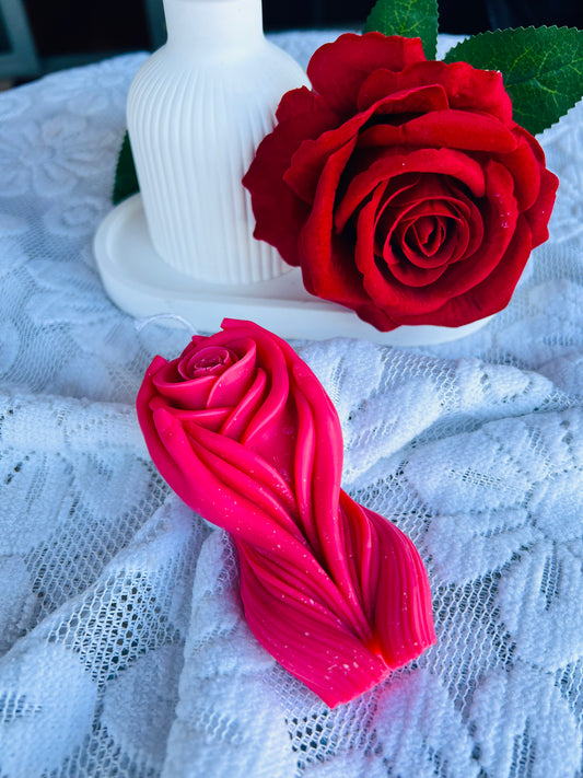 Valentine’s day Rose candle
