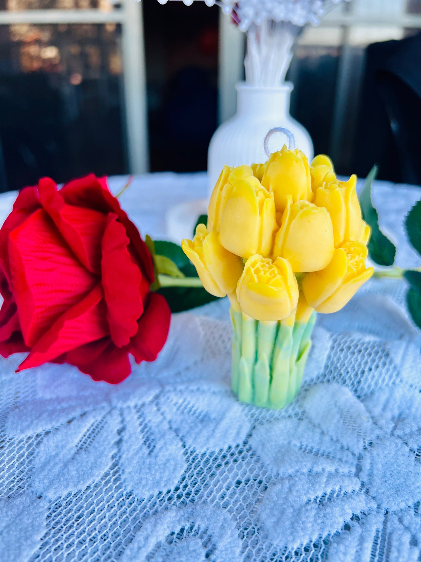 Tulip Bouquet Candle